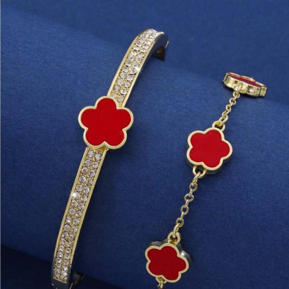 2pcs/Set Fashionable & Personalized Five-Petal Flower Cubic Zirconia Decor Brace